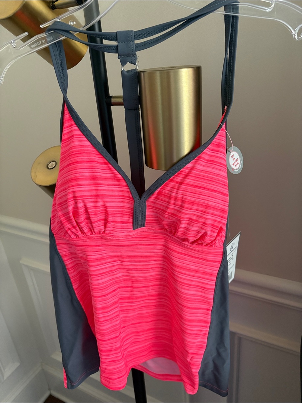 NWT swim top Adjustable straps molded cups Pink /Gray One-Piece